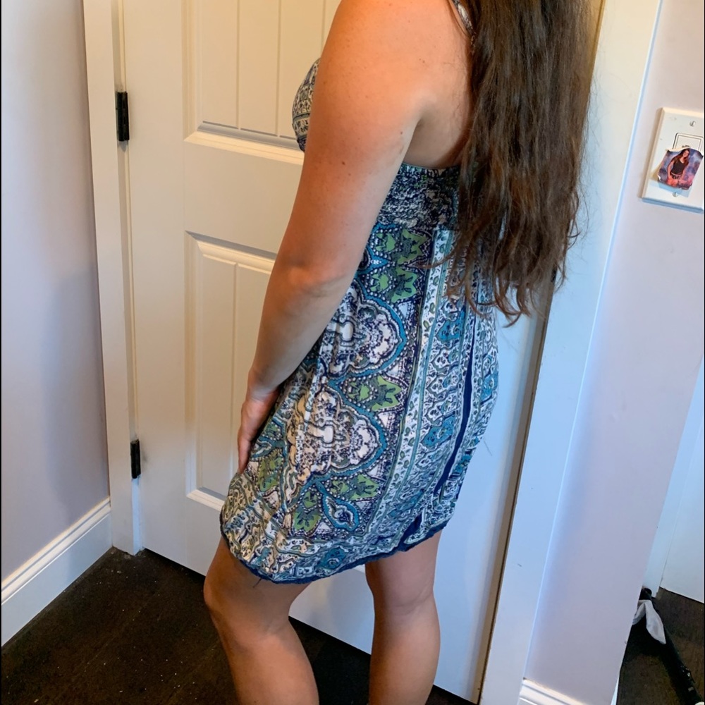 Patterned Dress - Picture 2 of 3